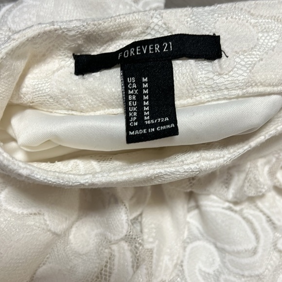 White Lace Skirt - Picture 2 of 3